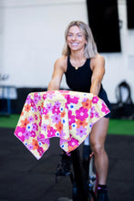 Load image into Gallery viewer, Daisy Fields Gym Towel
